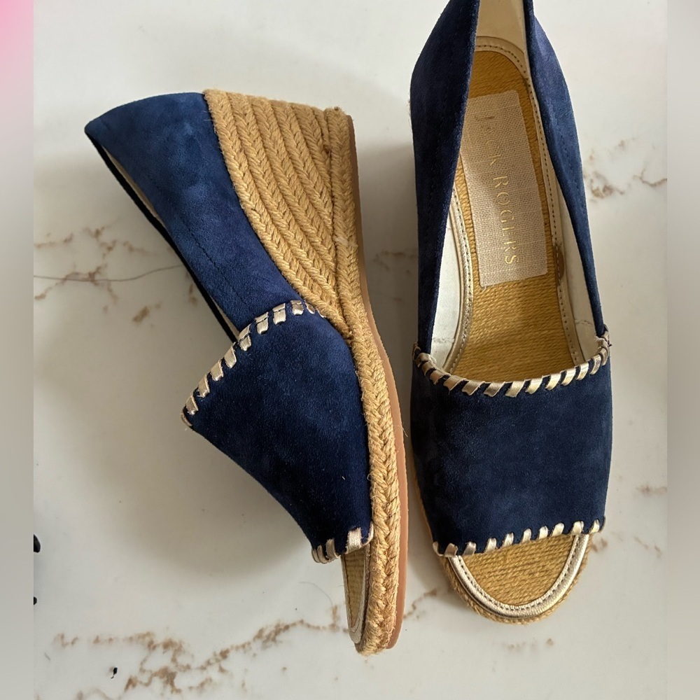Jack Rogers navy and gold espadrille wedges size 8.5